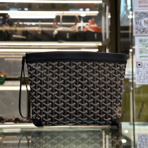 how much is the goyard conti pouch|goyard tokyo price.